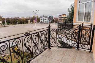 Отель Kristi Ессентуки люкс с балконом-10